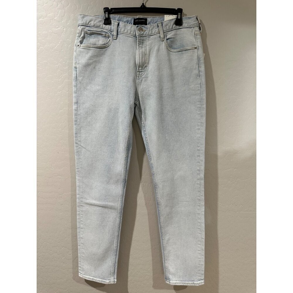 Free Assembly Men's Slim Denim Light Wash size 34 X 32 NWT